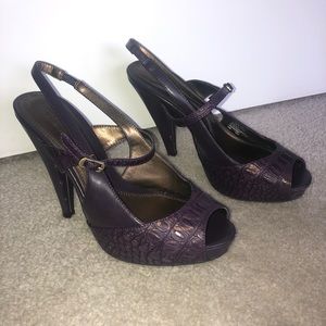 Vera Wang purple peep toe heels, size 6.5